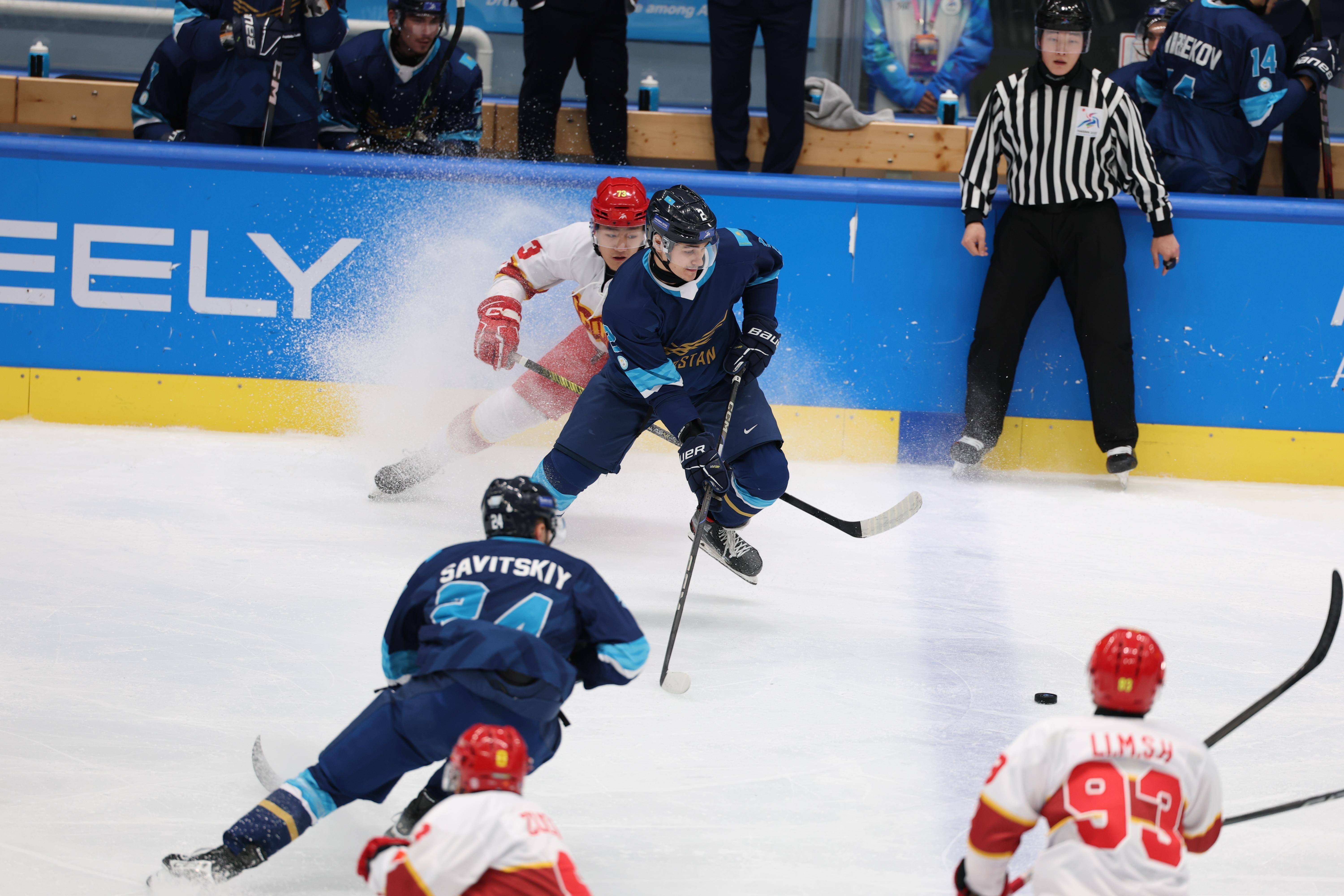 包含冰球世界锦标赛:冰上激情逐梦场的词条 包含冰球世界锦标赛:冰上激情逐梦场的词条